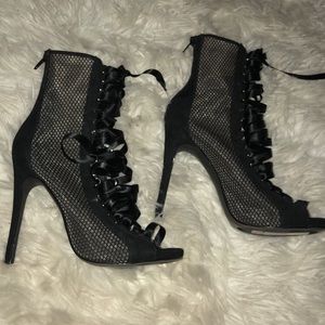 Steve Madden lace up booties